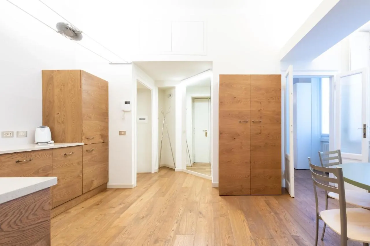 Porta Venezia Elegant Penthouse With Terrace Apartment Milan Italy