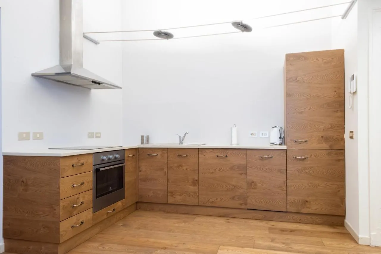Porta Venezia Elegant Penthouse With Terrace Apartment Milan 0*,  Italy