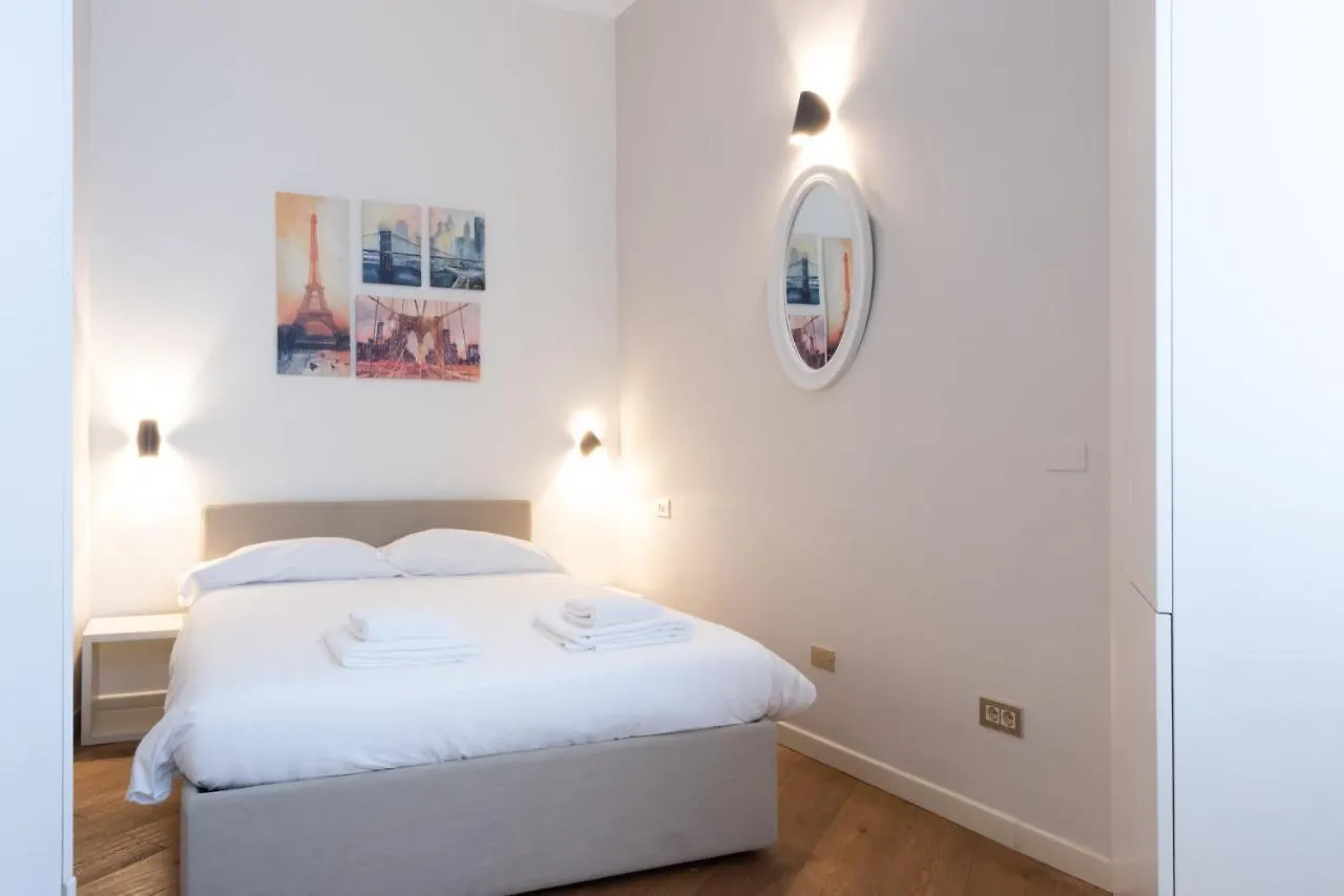 Porta Venezia Elegant Penthouse With Terrace Apartment Milan